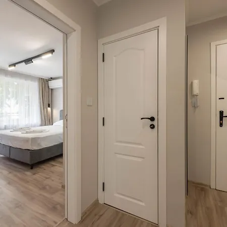 Perfect Near Sea Garden 4 Apartment