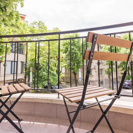 Apartament Perfect Near Sea Garden 4 *