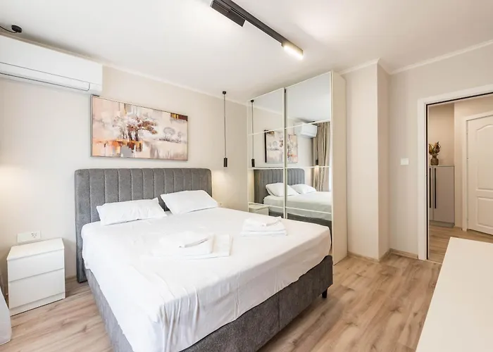 Perfect Near Sea Garden 4 Apartment