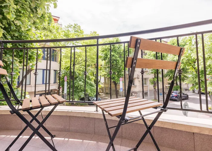 Apartment Perfect Near Sea Garden 4 *