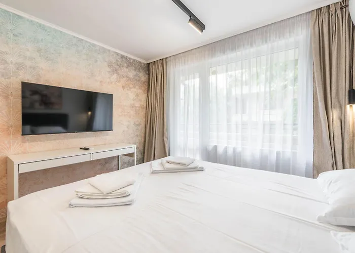 Apartment Perfect Near Sea Garden 4