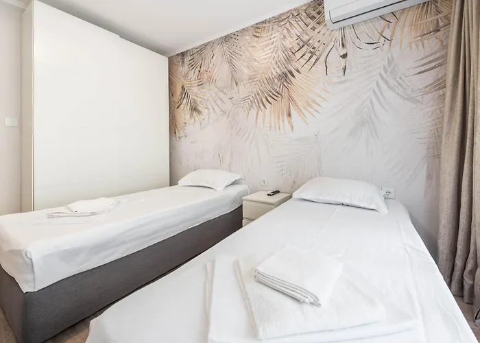 Perfect Near Sea Garden 4 *